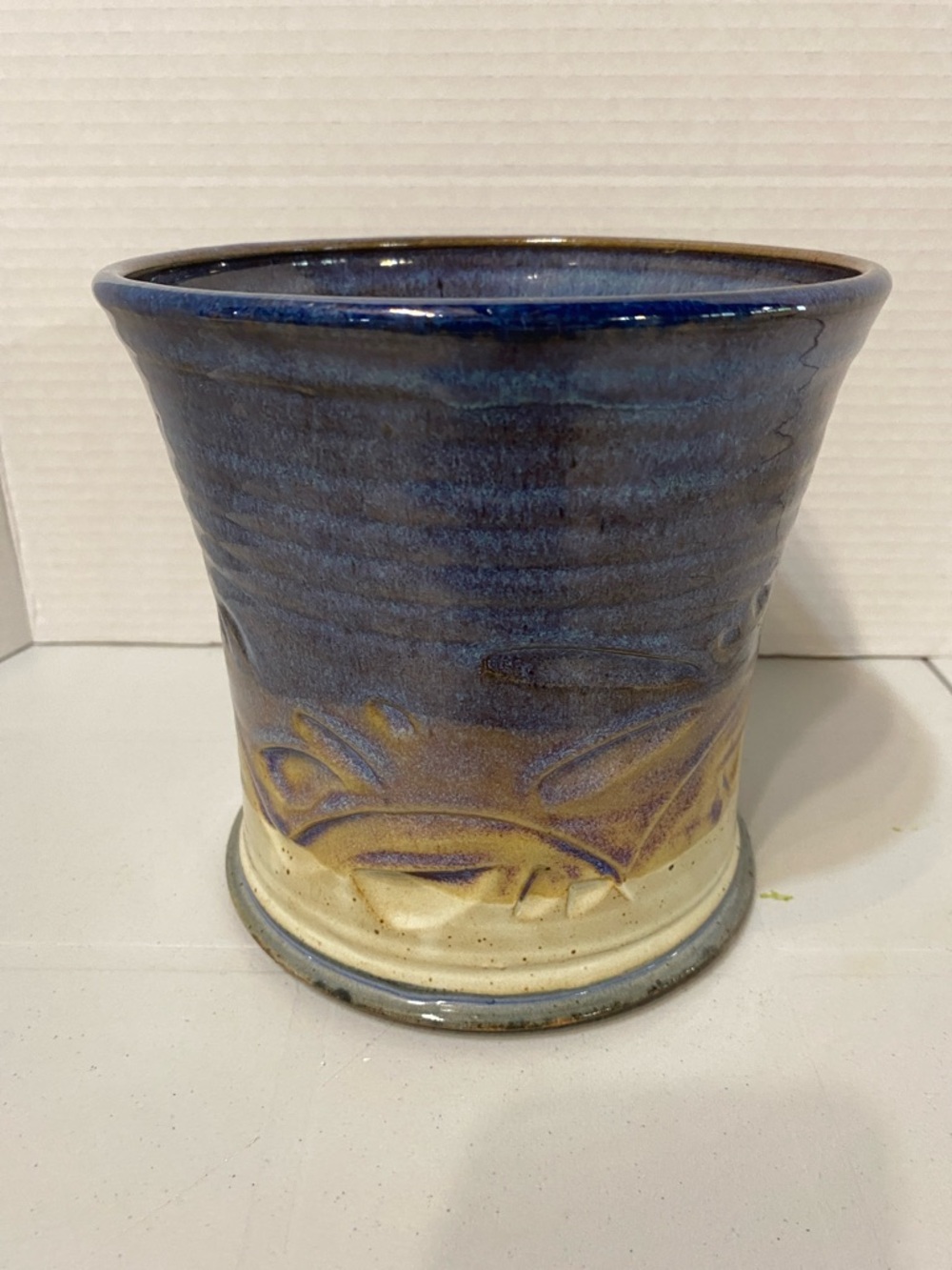 Handmade pottery Planter signed by Donn Zver